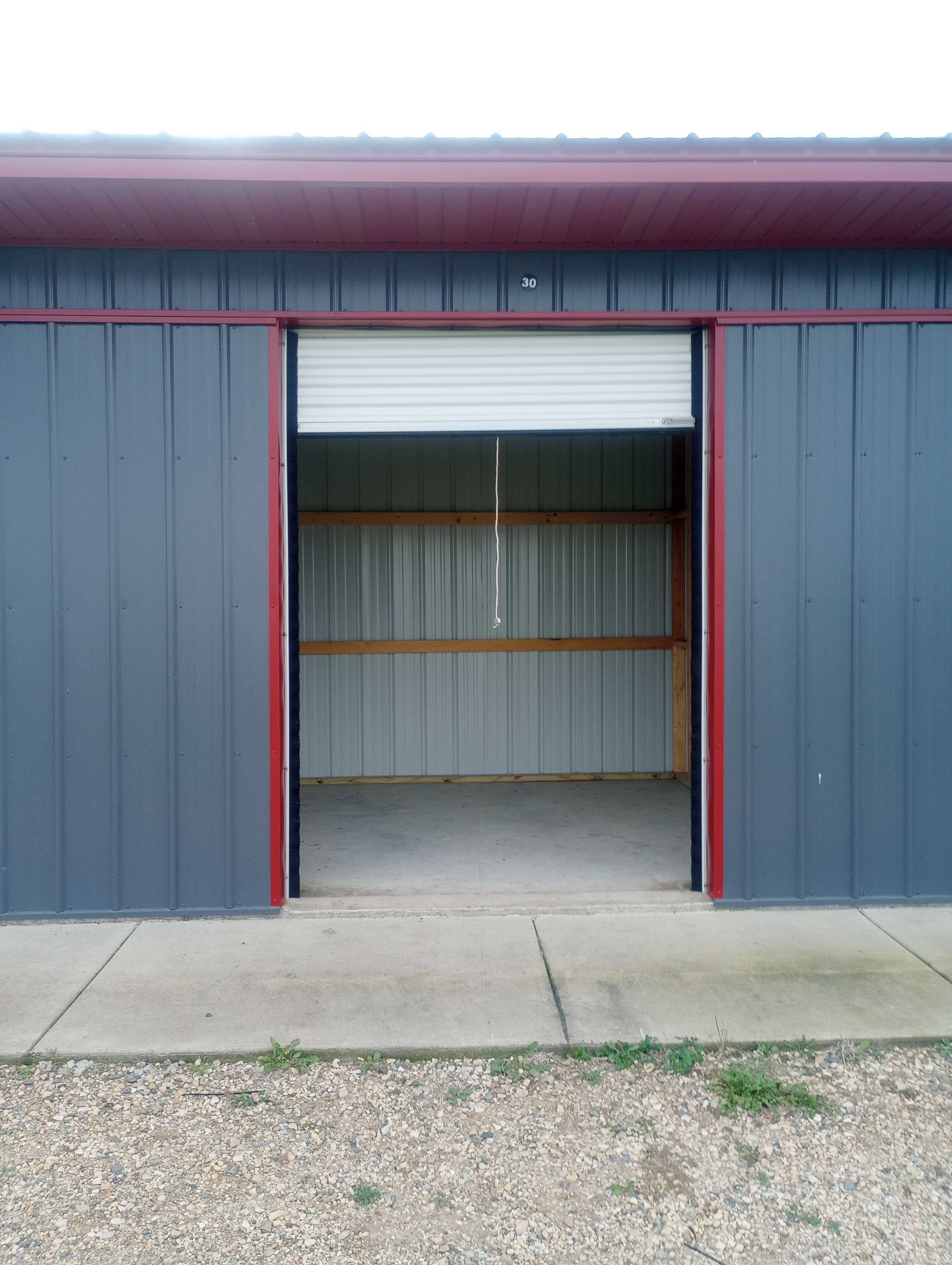 10' x 10' unit, door open