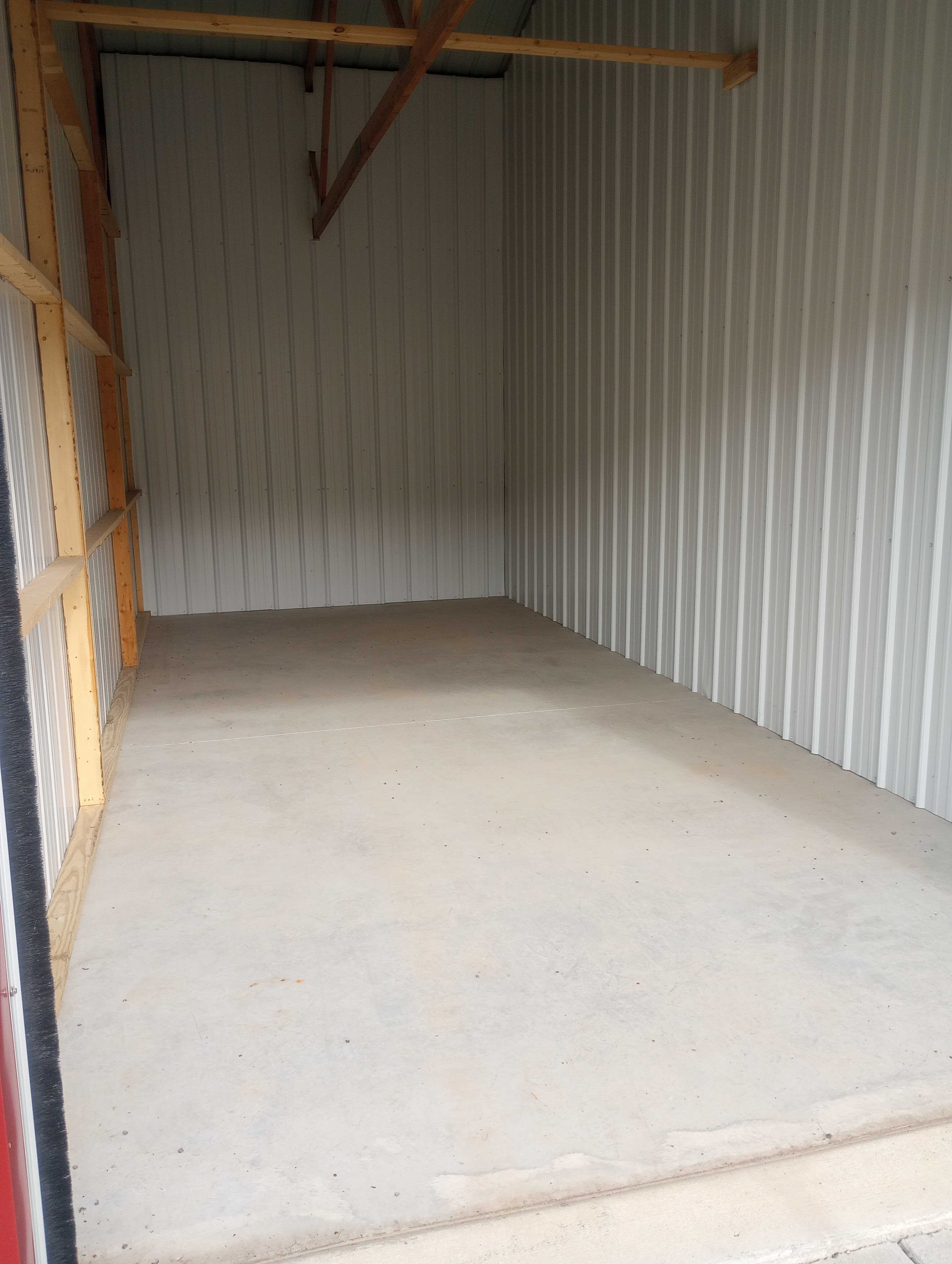 10' x 24' unit, door closed