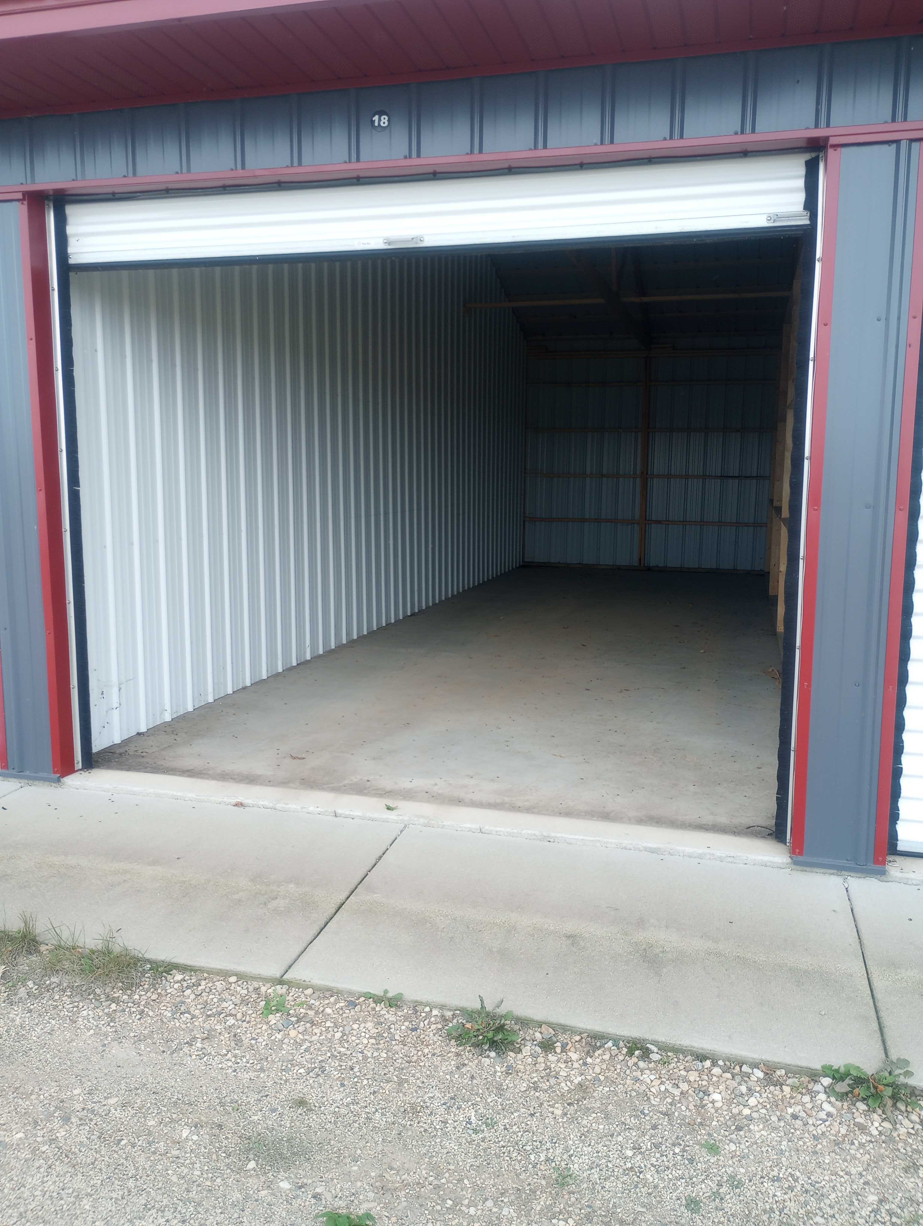 11' x 34' unit, door open