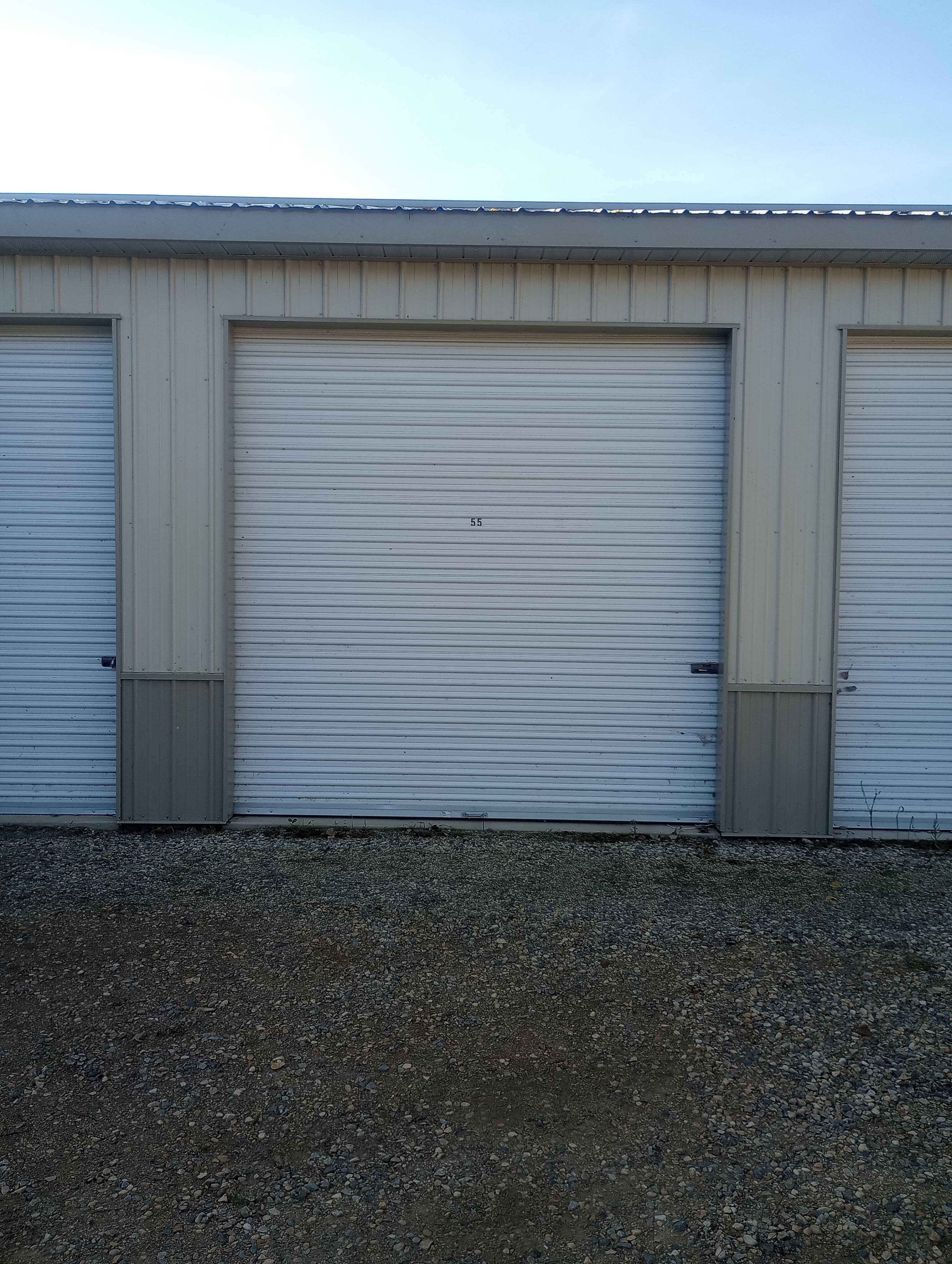 12' x 24' unit, door closed