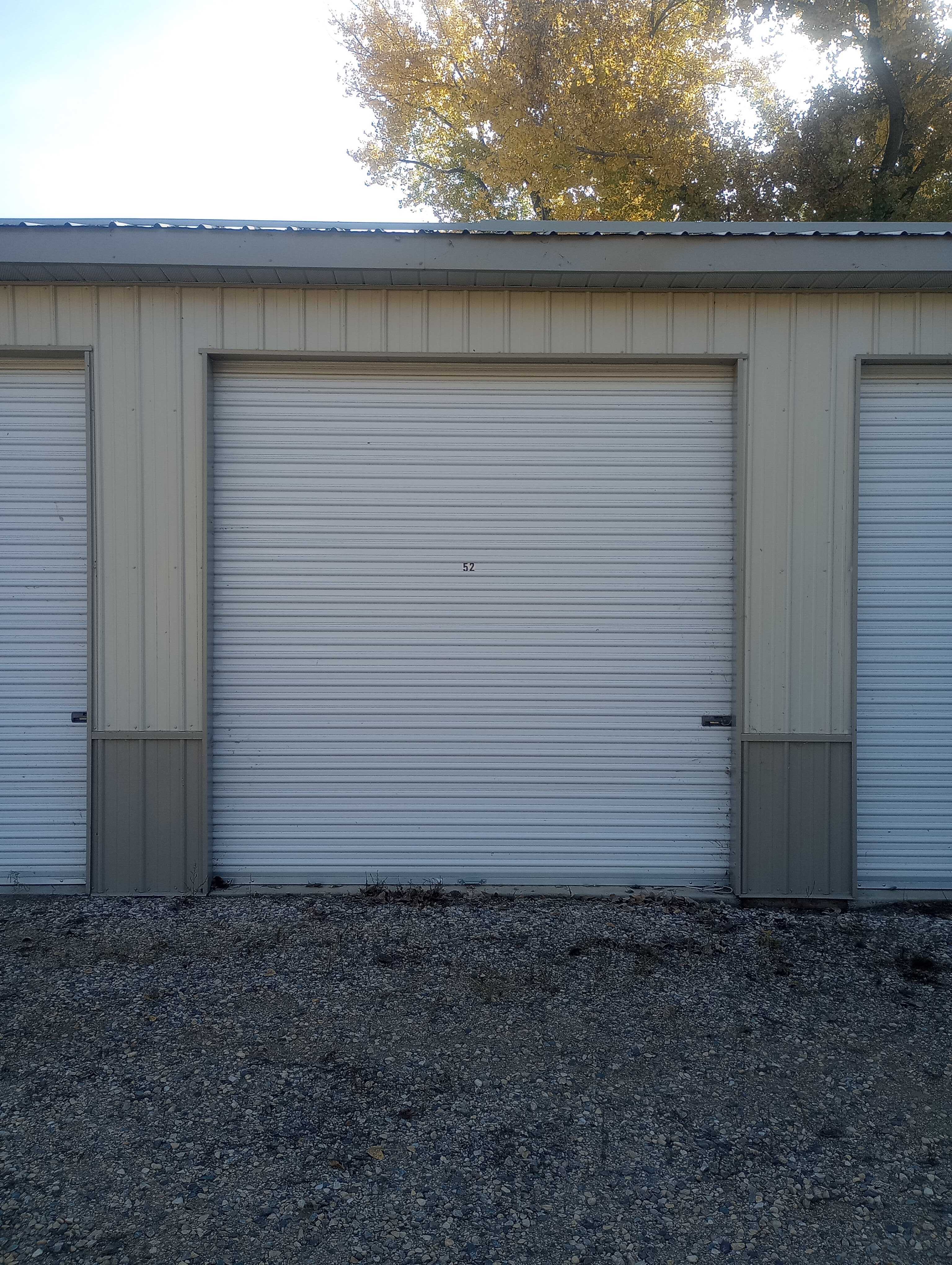 12' x 36' unit, door closed